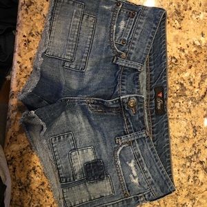 Guess shorts size 29